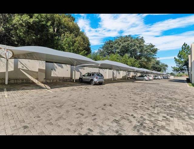 3 BEDROOM PROPERTY TO RENT IN LONEHILL